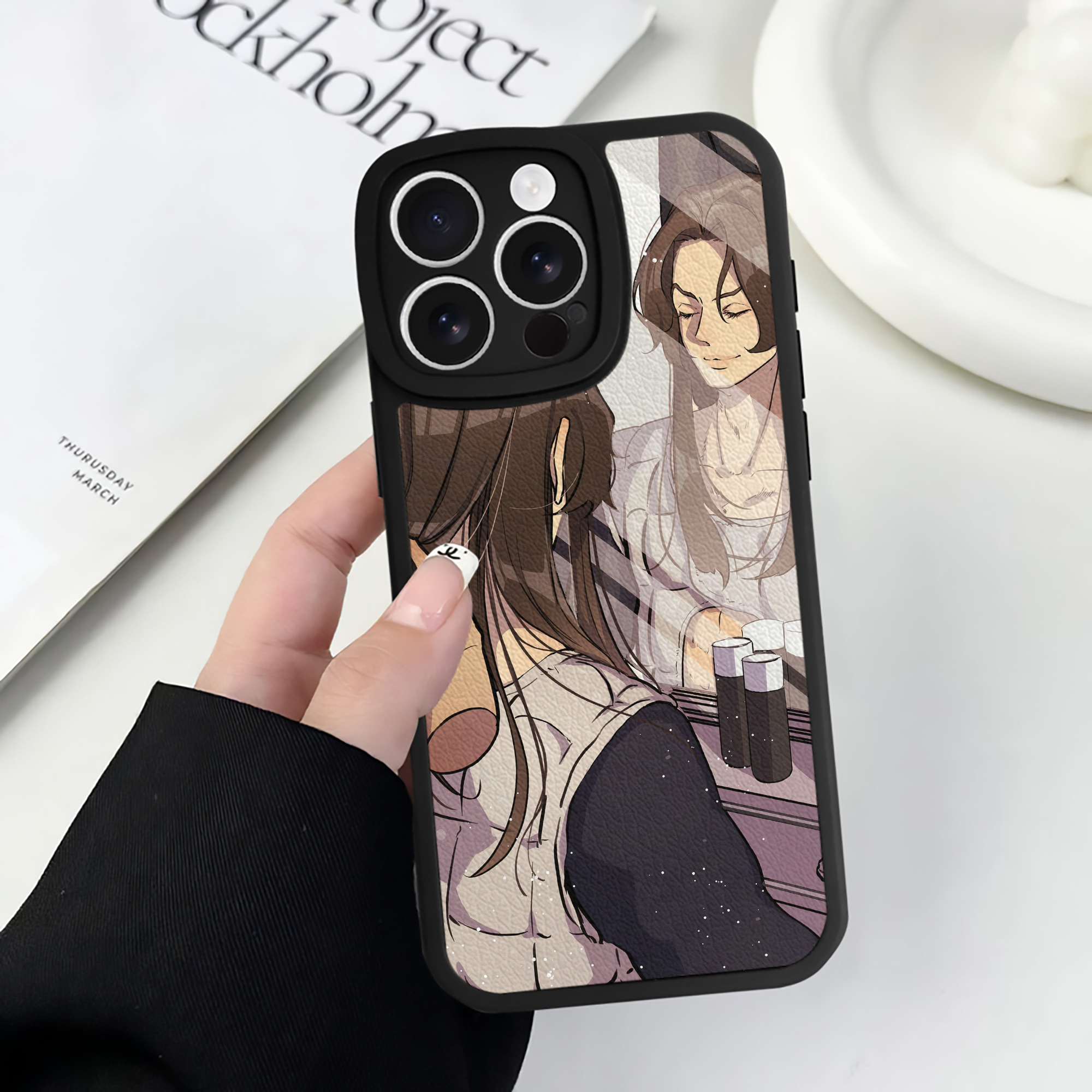 （画像用） ジョジョの奇妙な冒険 JoJo's Bizarre Adventure 【iPhone 16シリーズ対応】シリコンスマホケース（レザー調） 材質：シリコン
